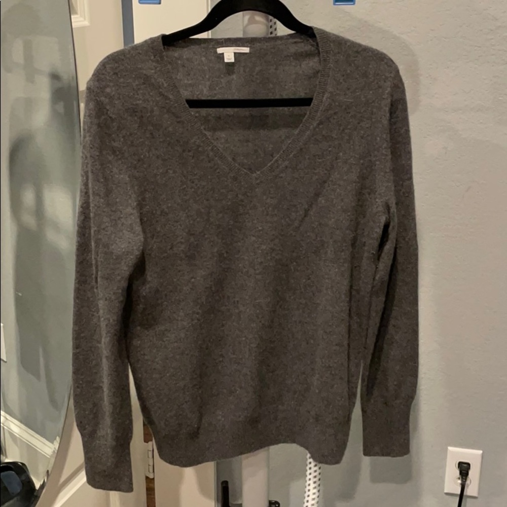 Halogen V Neck Cashmere Sweater